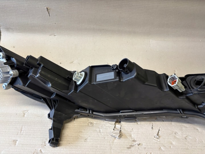 фото №10, Фара левая перед nissan juke ii 2 led 261256pa0a 90170974 p13afjk16l