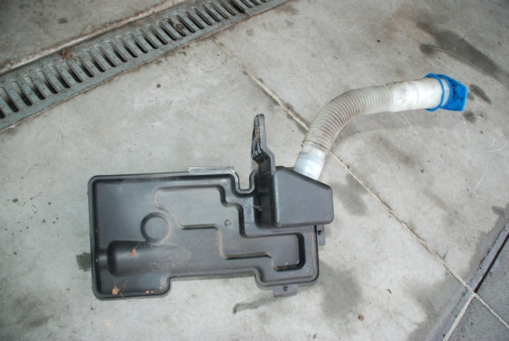 фото №7, Бачок склоомивача vw tiguan i 5n0955453