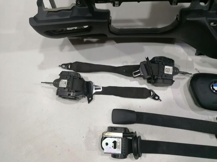 фото №5, Bmw 3 g20 g21 g23 панель консоль подушка безопасности подушки ремни оригинал демонтаж