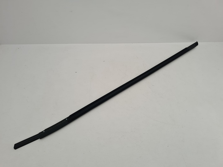 фото №3, Планка накладка дверь левая передняя перед cupra born 10a837478c