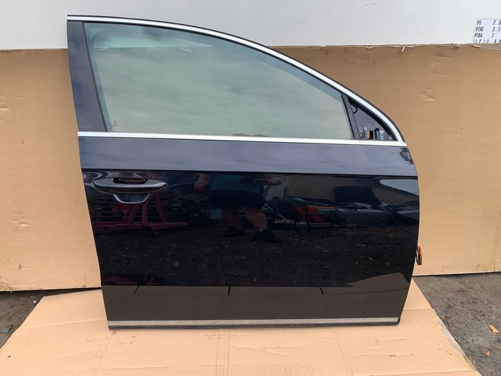 фото №1, Дверь перед передние правые vw passat b7 lc9x красивый w цвет оригинал