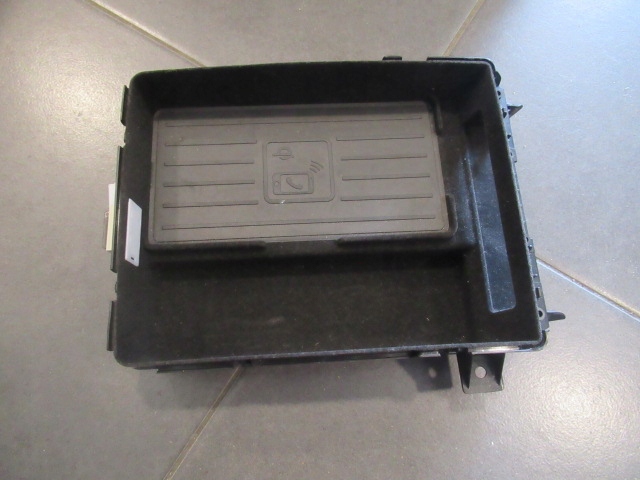 фото №1, Зарядний пристрій індукційна audi a8 d5 4n0863075c