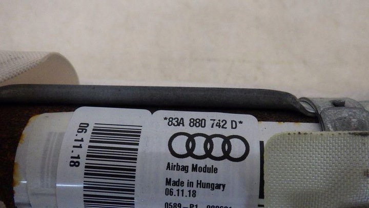 фото №7, Шторка подушка безопасности правая audi q3 ii f3 83a 83a880742d