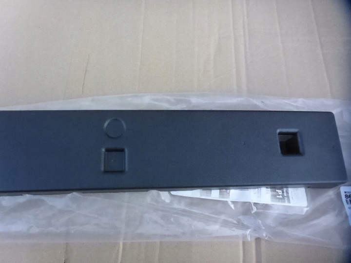 фото №3, Hyundai i30 iii 17- прокладка рамка номерного знака 86519-g4ab0 нова оригінал