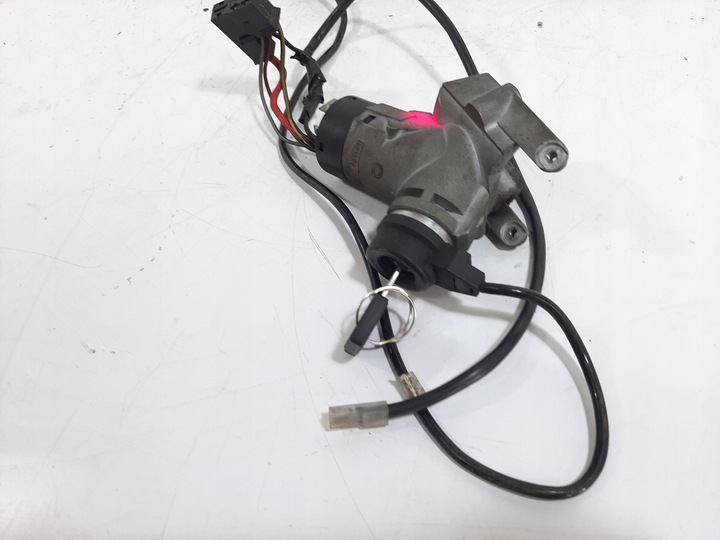 фото №12, Vw lt35 2.5tdi 2003r блок управления двигателя набор 074906018bd замок зажигания ключ