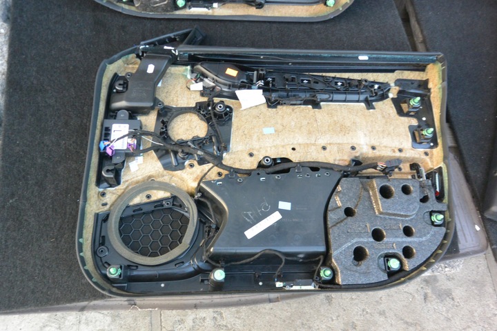 фото №8, Боковина двері перед зад maserati ghibli iii uk