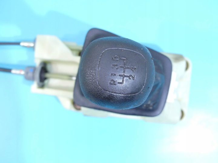 фото №2, Домкрат тросы изменения коробки передач 5b kia venga 1,4b