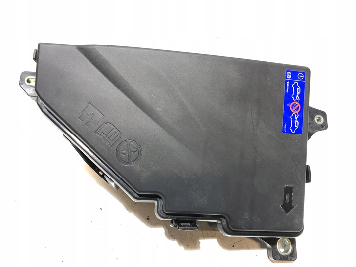 фото №5, Volvo v60 ii корпус предохранитель 31398000 31398001