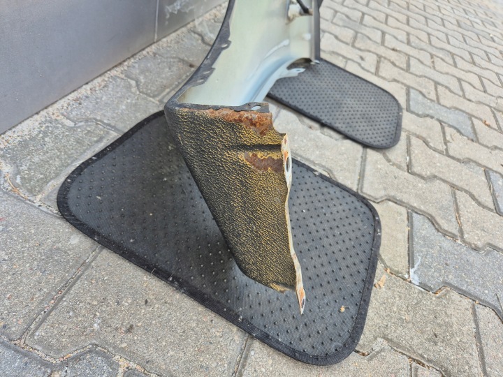 фото №14, Mitsubishi colt vi 3d 2003-2008 крило передній праве t43