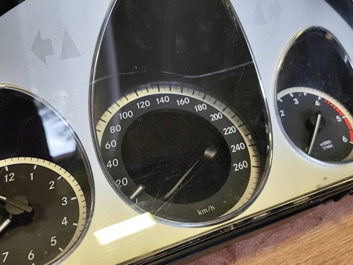 фото №9, Mercedes a207 e w212 спідометр  спідометр прилади дисплей a2129001614