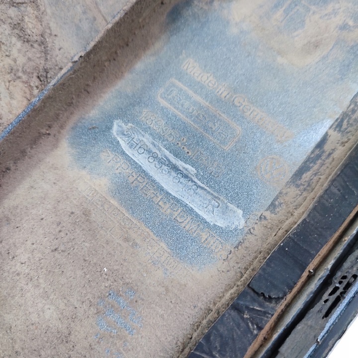 фото №11, Планка крыльев правый зад vw amarok 2h6853818r