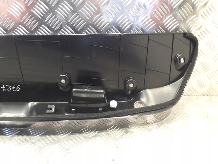фото №10, Mercedes c w205 оббивка кришки a2057500200 cabrio