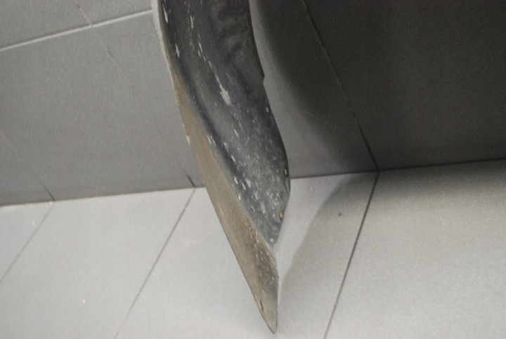 фото №8, Подкрылок левый перед audi a6 c5 2.4 4b0821171b