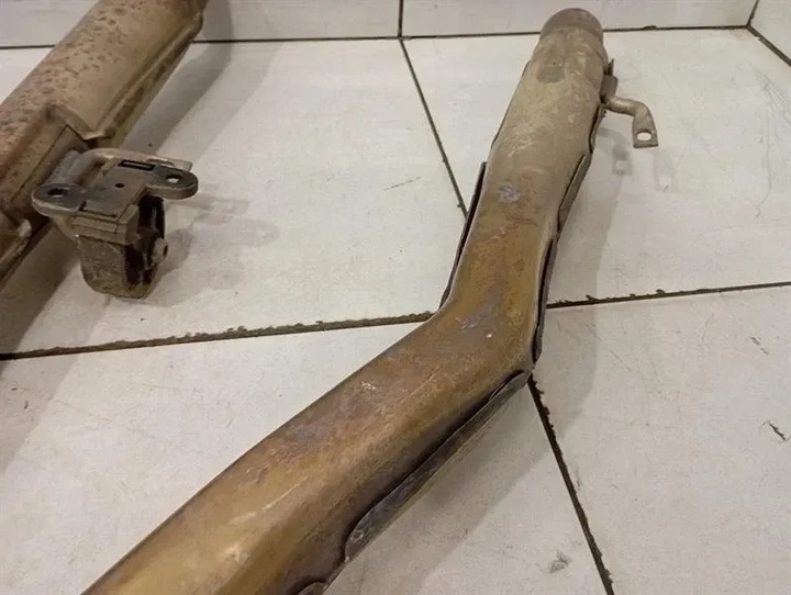 фото №13, Ferrari 612 scaglietti f137 exhaust труба set 197732 muffler