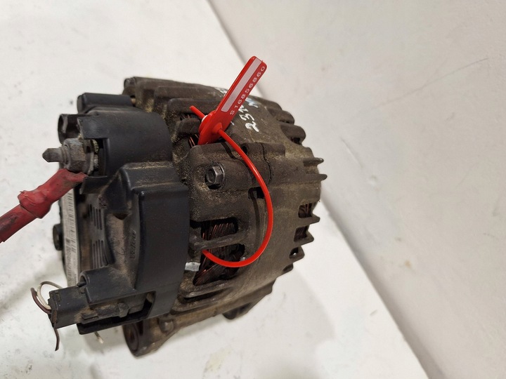 фото №6, Генератор 231003831r dacia duster 1.5 dci 10-