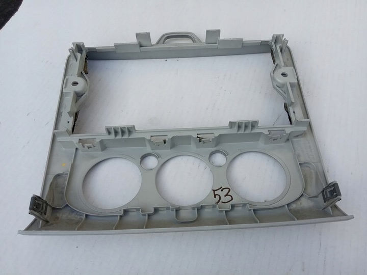 фото №8, Ford focus mk2 2004-07r. - панель рамка