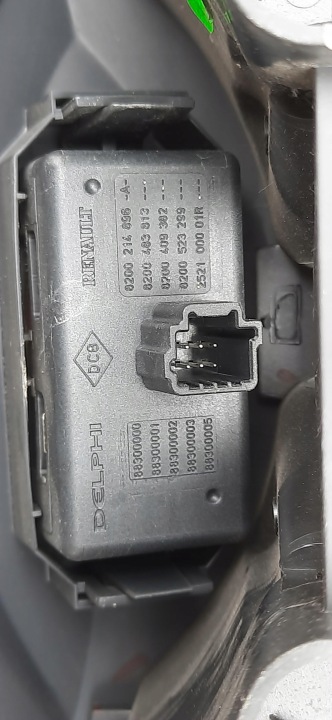 фото №10, Решітка повітропровід середня рамка renault twingo ii 8200536606