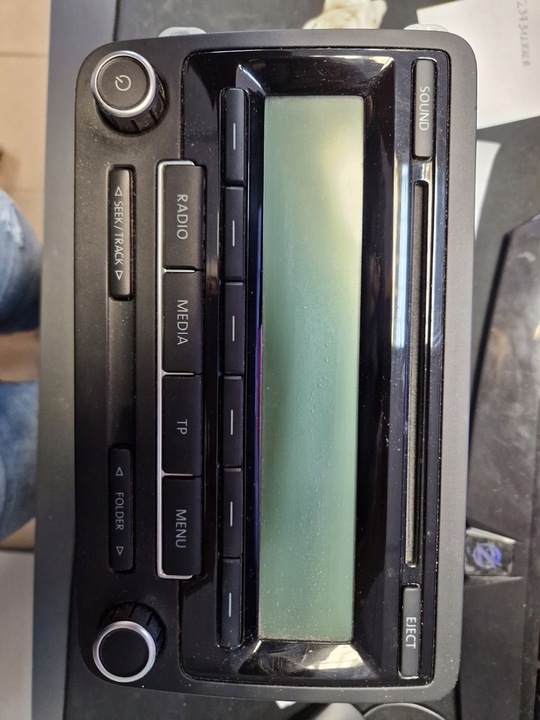 фото №1, Радіопрогравач vw golf v 1k0035186aa