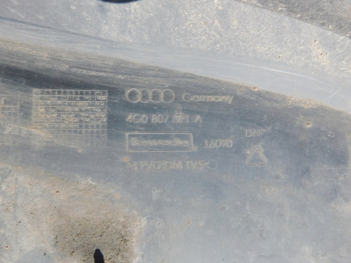 фото №8, Audi a6 c7 4g универсал бампер диффузор 4g0807521a 4g9807511p ly9c белый pdc