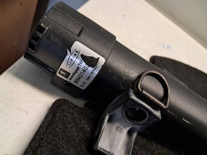 фото №8, Peugeot 5008 ролета багажника 96842140ze