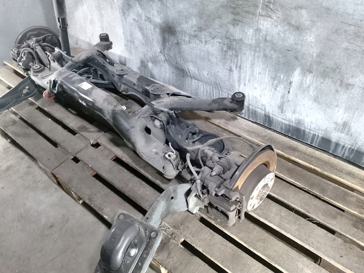 фото №8, Тележка, траверса зад skoda octavia iv 5q0505235m 2.0 tsi