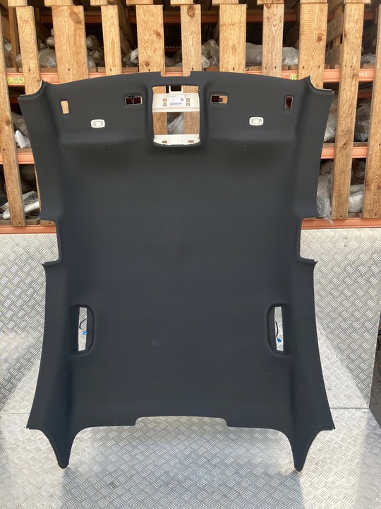 фото №1, Потолок потолок чёрная mercedes cla w118 купе