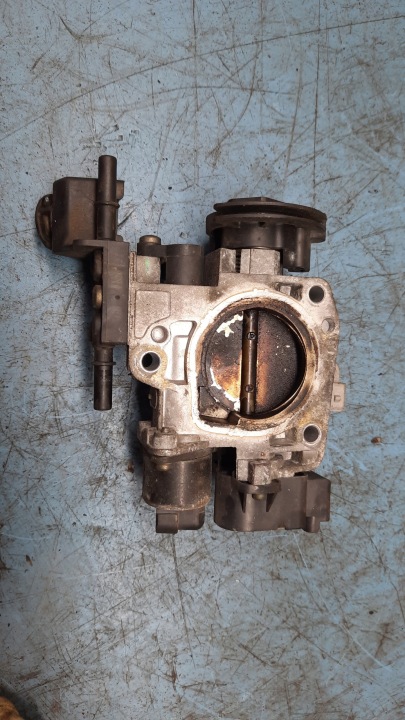 фото №5, Дросельна заслінка 9642473280 citroen c5 00-04r 2.0b