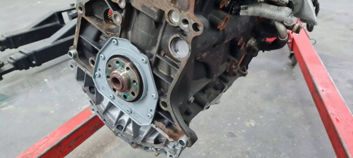 фото №9, A5 8w двигатель стойка 2.0 tfsi cym cymc a4 b9 8w