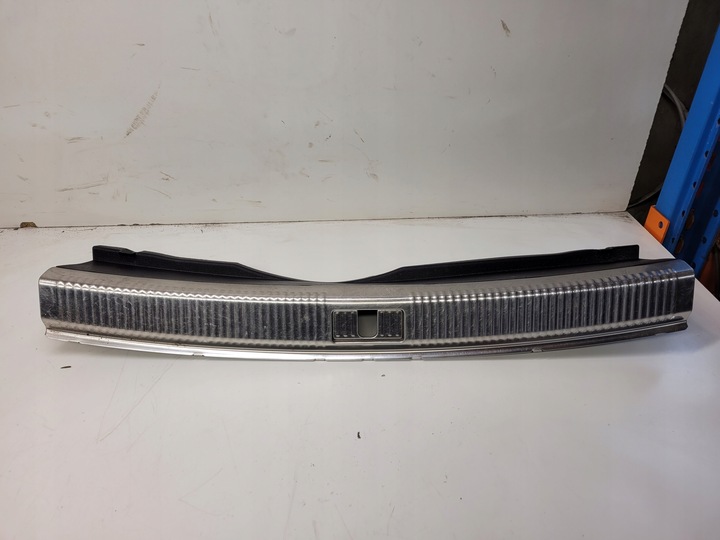 фото №1, Защита порога багажника audi a7 4g 4g8863471