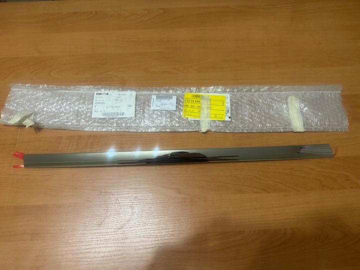 фото №1, Планка декоративная хром правый зад vw tiguan 5na853334a