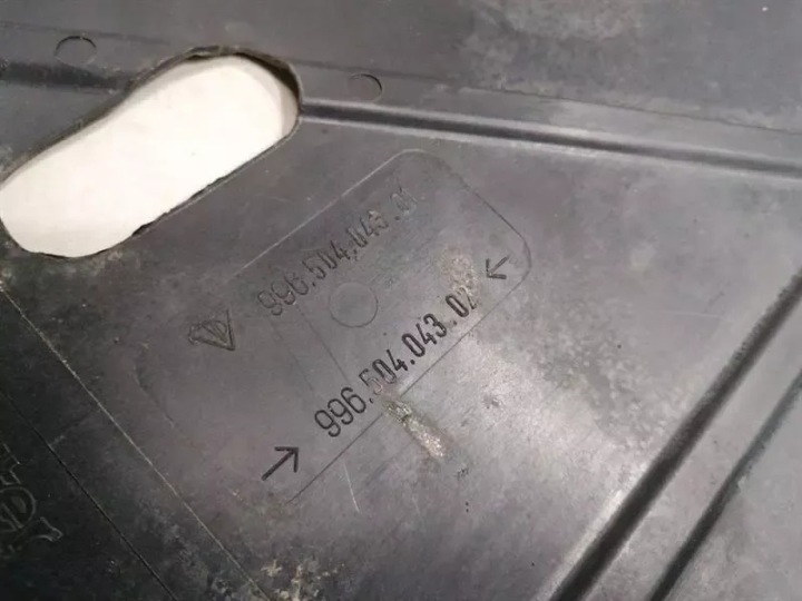 фото №9, Porsche 911 996 undertray 99650402900 молдинг шасі ручної коробки коробка передач