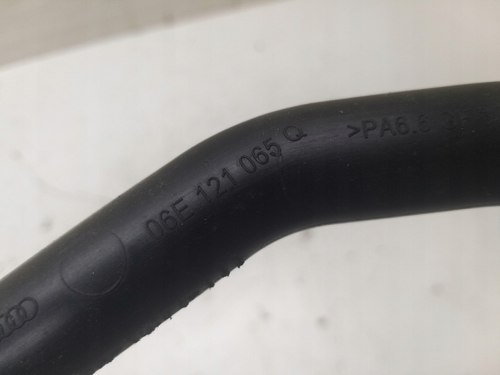 фото №8, Шланг труба води 3.0 tfsi a7 4g s4 b8 q7 c7 s5 ctu 06e121065q