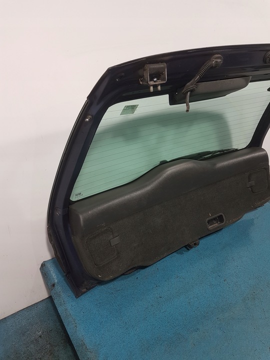 фото №13, Volvo v40 i рестайлинг универсал задняя крышка багажника