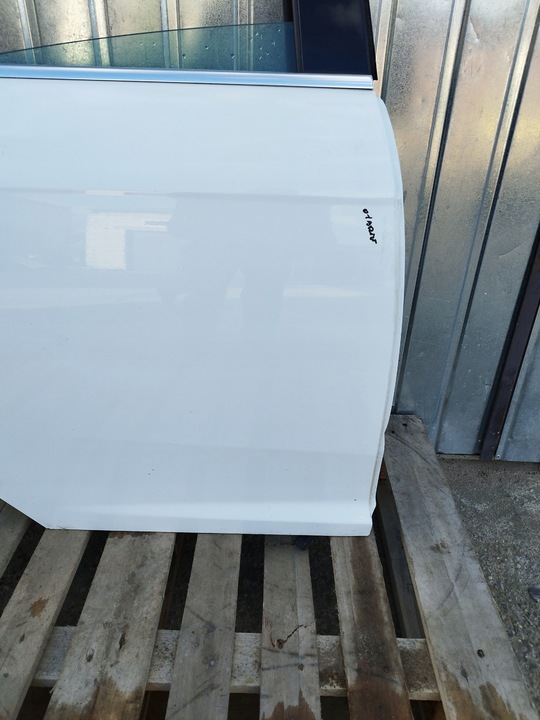 фото №8, Двері праві зад ford focus mk3 iii колір 5b 2010--- оригінал хетчбек hb