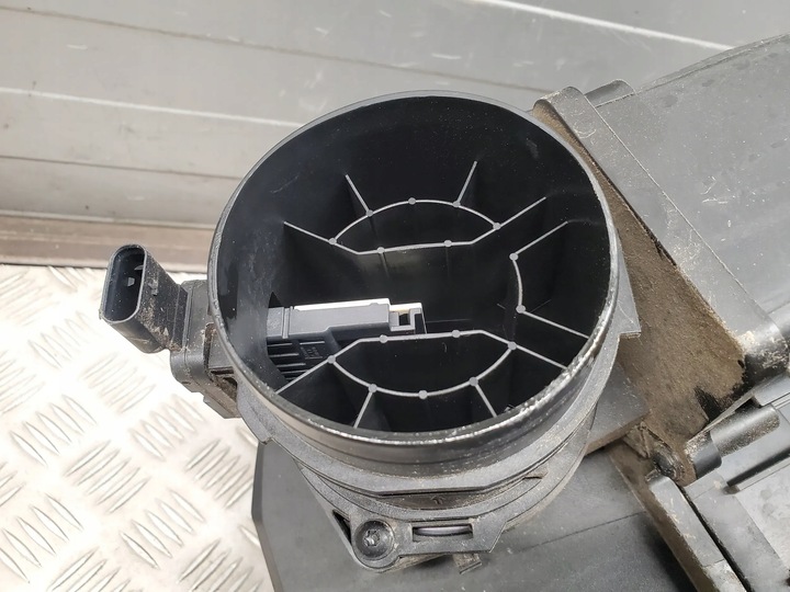 фото №6, Volkswagen atlas 2021 3qf129601h oem корпуси фільтрів повітря