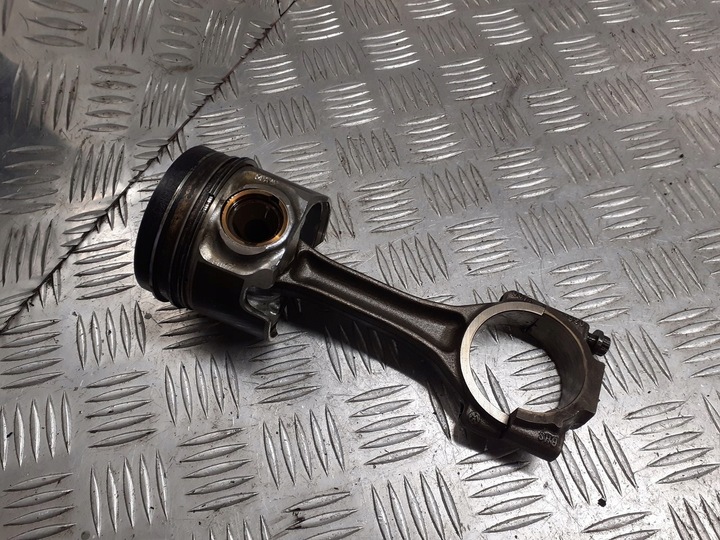 фото №1, Поршень з шатуном vw golf v 2.0 tdi 81l97a8