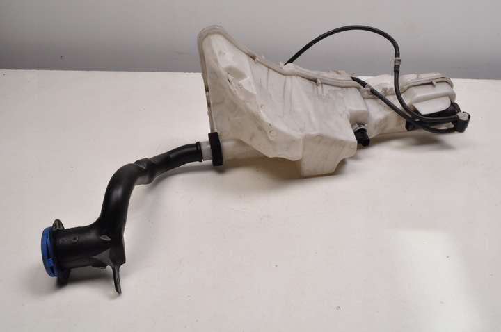 фото №8, Volvo xc60 ii бачок склоомивача 32328197 32328198 32328254