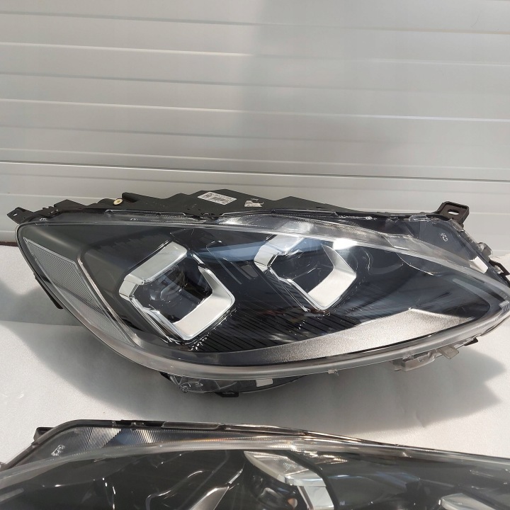 фото №6, Ford kuga mk3 повний led 1 oko комплект лампа передня lv4b13e016ah lv4b13e017ah