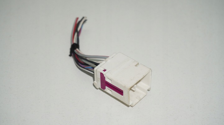 фото №11, Audi volkswagen seat skoda штекер разъём соединитель 4f0937743e