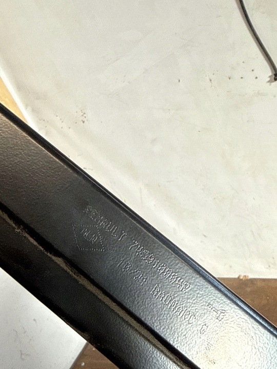 фото №8, Renault master iii 202 роликовая дверь боковых / раздвижных / петля нижний