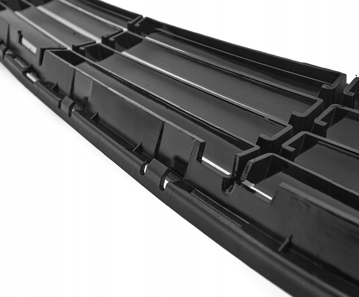 фото №8, Решётка радиатора бампера do volvo v40 2012-2019 31283743 чёрный