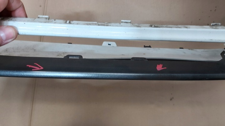 фото №8, Бампер перед накладка audi a4 b9 рестайлінг s-line 8w0