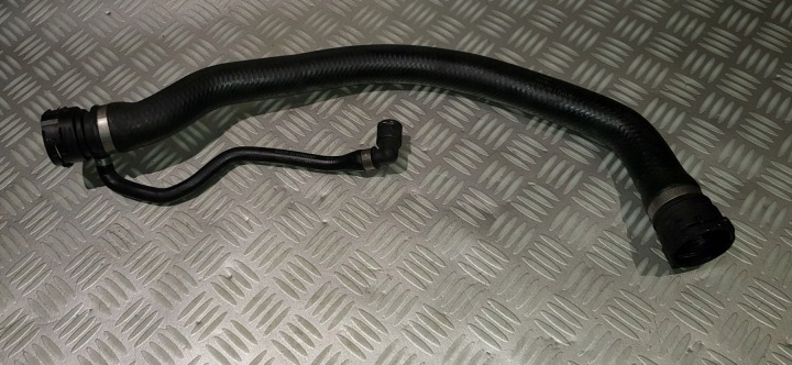 фото №6, Bmw e60 e63 3.0 d 3.5 d m57n трубка  гумовий труба шланг радіатор основний  7787449