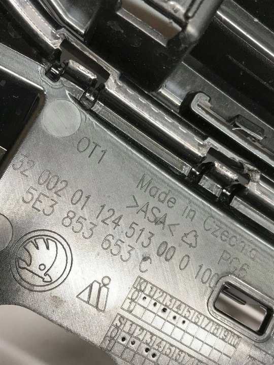 фото №10, Skoda octavia mk4 2021 решітка радіатор / решітка радіатора 5e3853653c