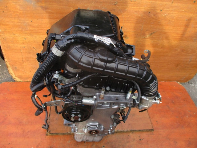 фото №15, Suzuki svift sx4 vitara 1.4 k14d кришка клапанів кришка головки k14d