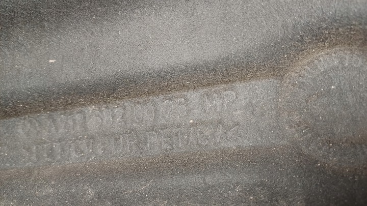 фото №7, Mercedes w212 шумоизоляция капота a2126820026