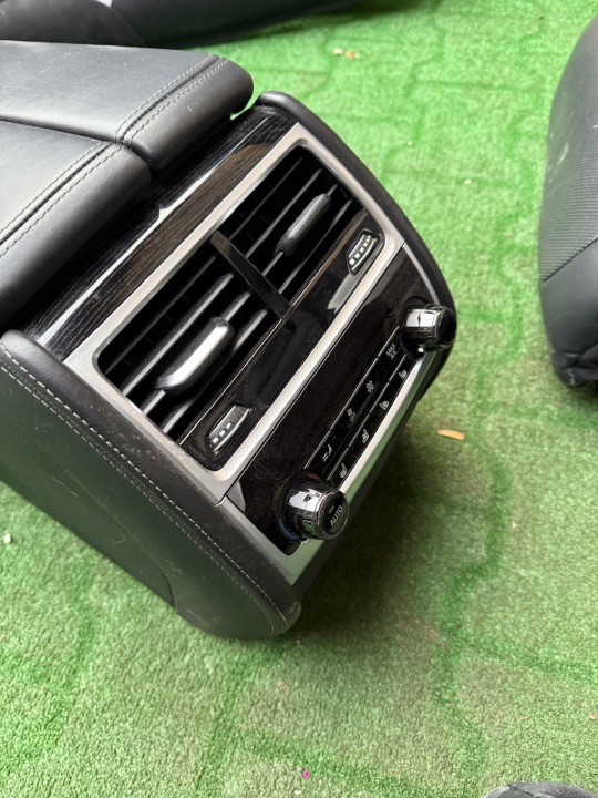 фото №8, Сидіння диван обшивки оббивка тунель засіб bmw 7 g11 bowers wilkins