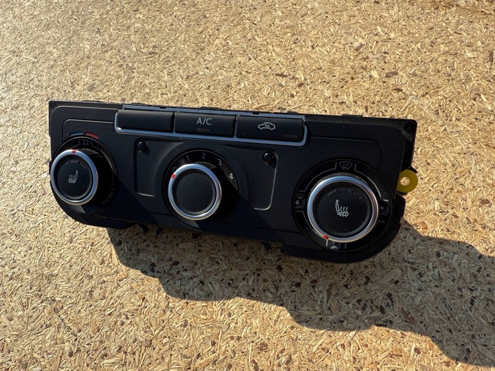 фото №1, Transporter - caravelle t5 t6 панель кондиционера 5hb010259