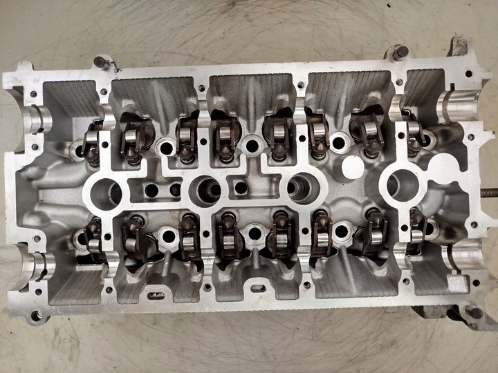 фото №10, Головка двигуна renault 1640 7701475605 2.0 16v turbo