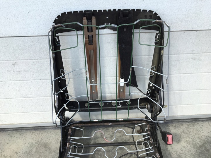 фото №6, Каркас сидіння правого пасажира mercedes w124 sedan універсал